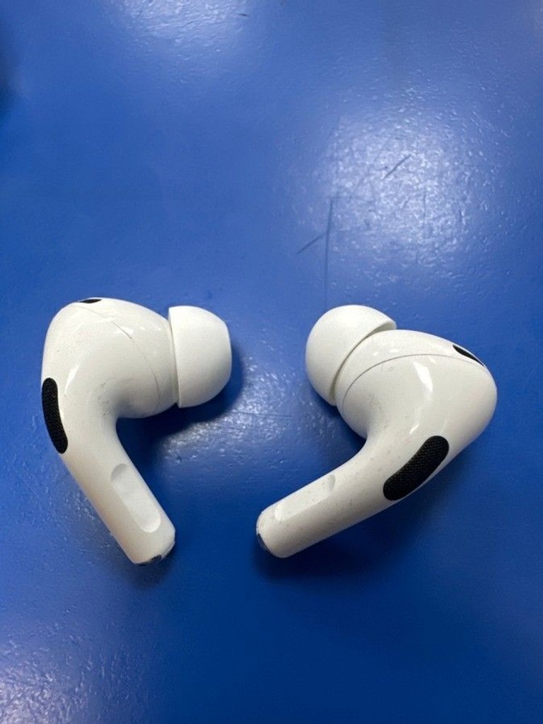 Розпродаж Apple airpods pro 2nd generation with magsafe charging case usb-c, продавець Техноскарб