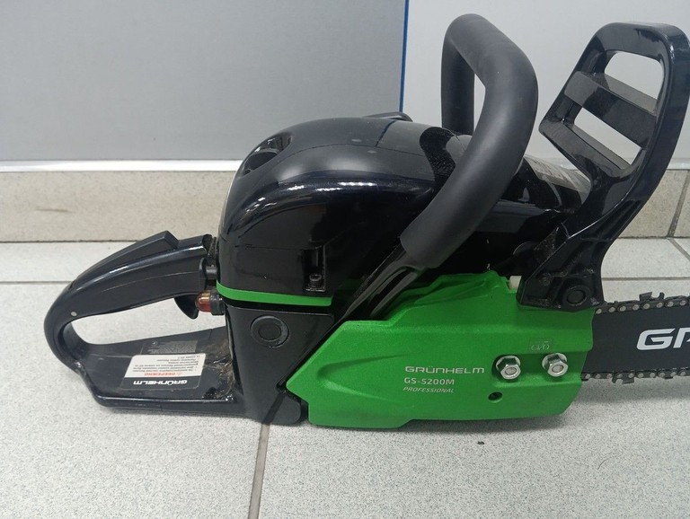 Розпродаж Grunhelm GS5200M Professional, продавець Техноскарб