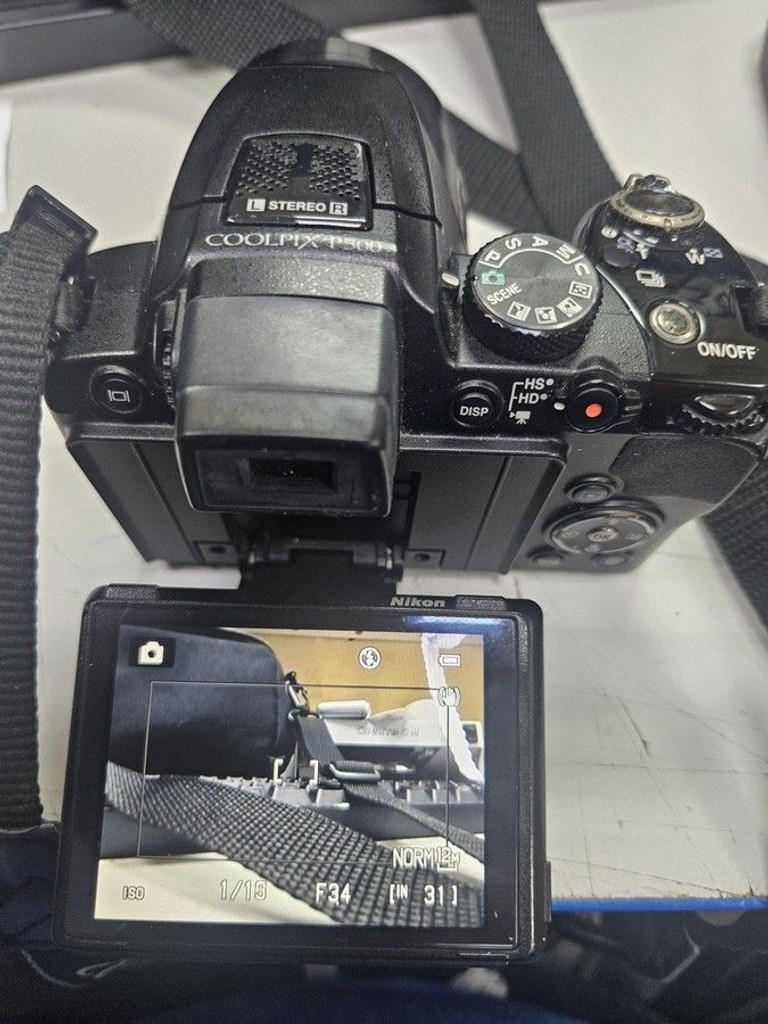 Оголошення Nikon D5600 kit (18-55mm Non-VR) AF-P (VBA500KG10) Б/У