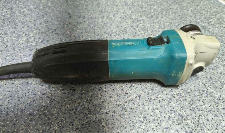 Makita GA5030R Код:01-201112303. Изображение 5