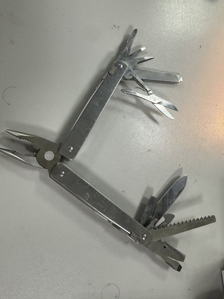 Купити Victorinox swisstool Б/У