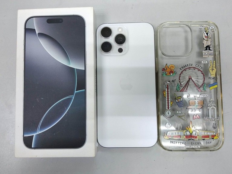 Apple iphone 16 pro max 256gb Код:01-201143029. Зображення 12