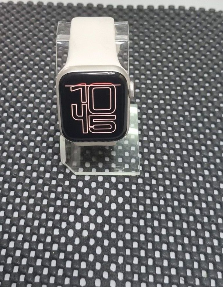 Купить Apple watch se 3 gps 40mm alu. case Б/У