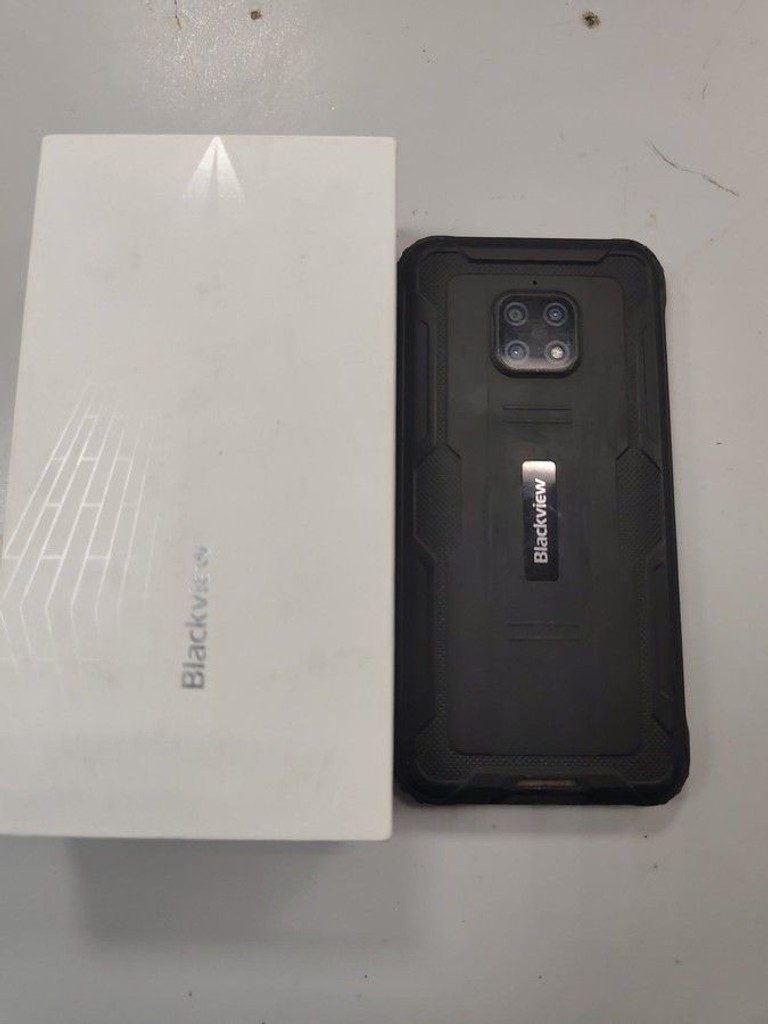 Дешиво Blackview BV4900 3/32GB Black с ломбарда