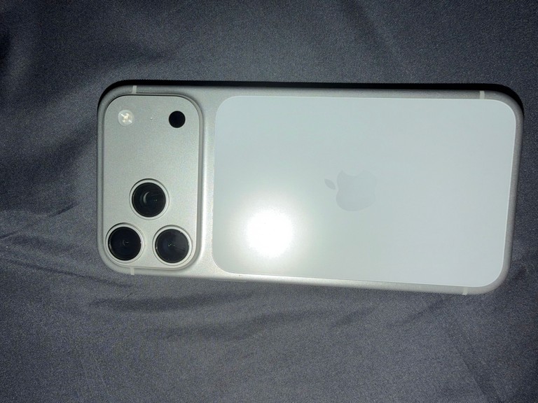Оголошення Apple iphone 17 pro max 256gb Б/У