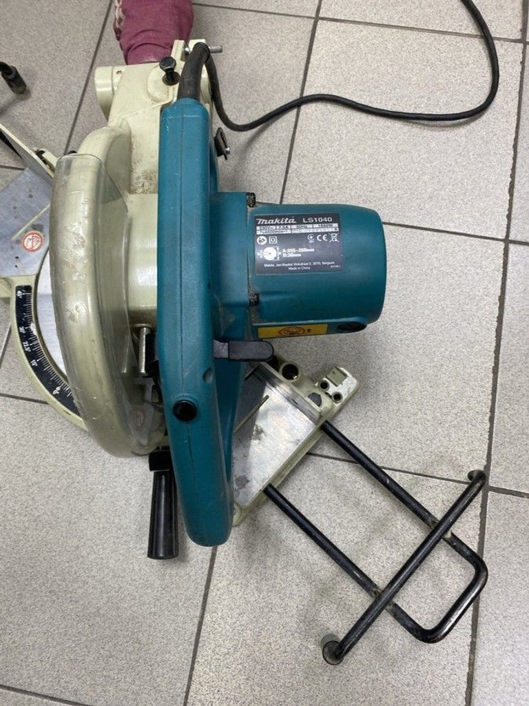 Оголошення Makita LS1040 Б/У