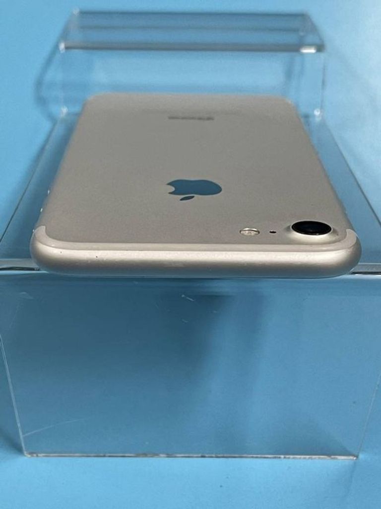 Розпродаж Apple iphone 7 32gb, продавець Техноскарб