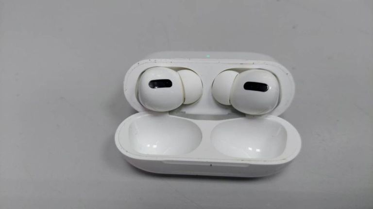 Apple AirPods Pro (MWP22)