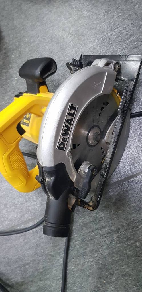 Dewalt DWE560