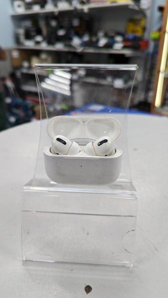 Apple AirPods Pro (MWP22)