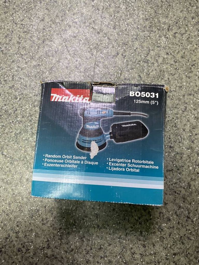 Makita BO5031