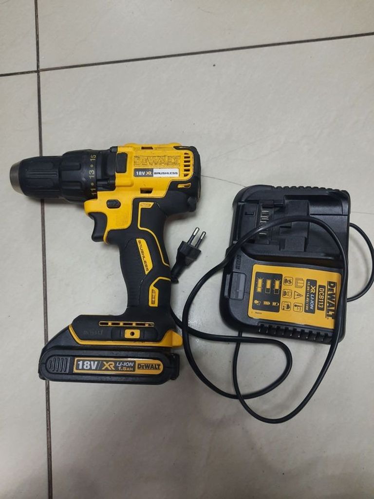 Купить Dewalt dcd777 Б/У