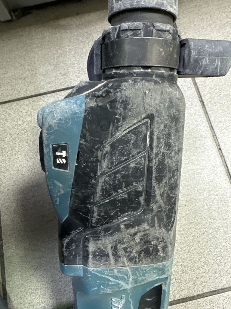 Оголошення Makita HR2630 Б/У