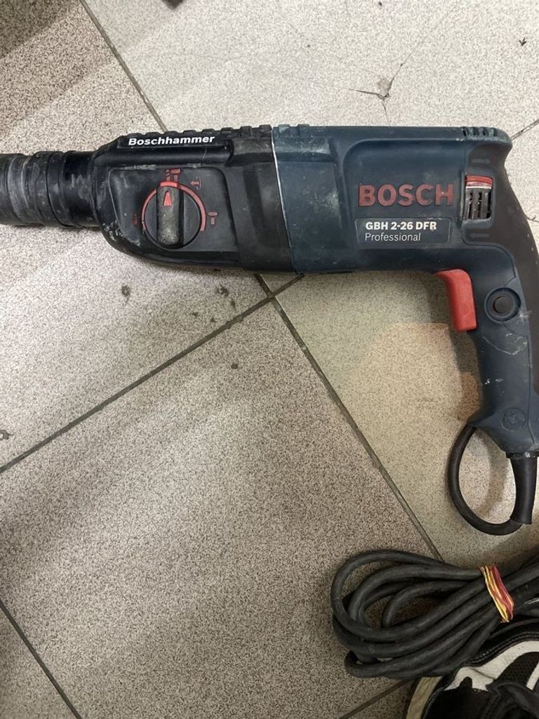 Купити Bosch GBH 2-26 DFR (0615990L2T) Б/У