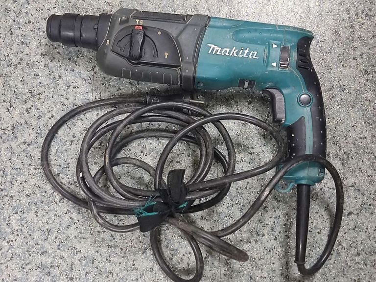 Дешиво Makita HR2470 с ломбарда