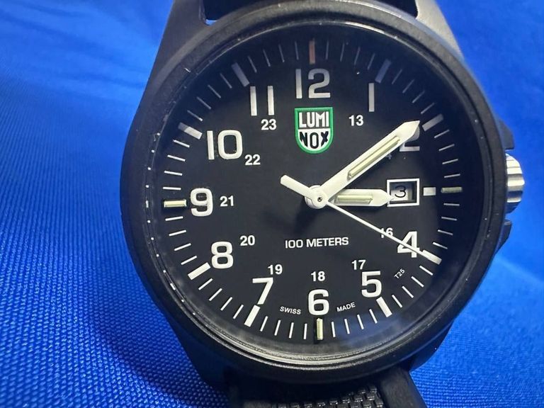 Купити Luminox 2400-1gbq Б/У