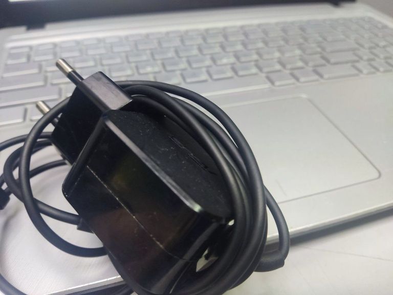 Asus 15/celeron n4000 ddr4/4gb ddr4/hdd 500 gb/ssd *відсутній/*інтегрована Код:01-200780396. Зображення 9