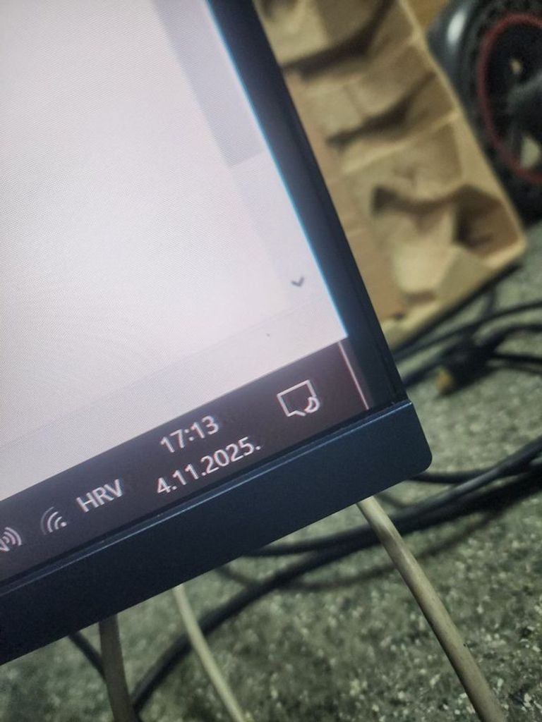 Объявление Samsung s24r358fhi Б/У