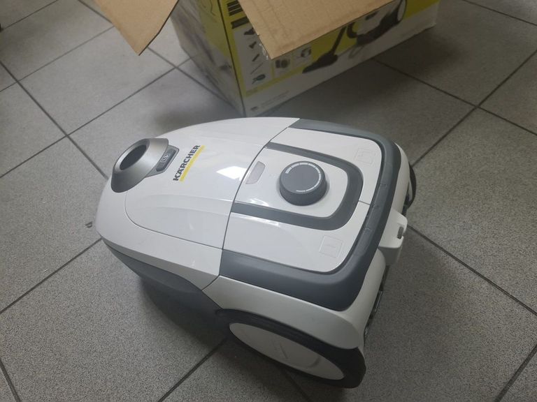 Купити Karcher vc 2 premium 1.199-101.0 Б/У