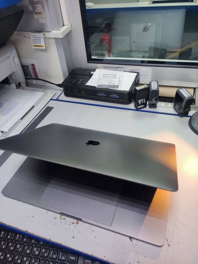 Объявление Weber Гриль Master-Touch GBS Premium E-5775 Charcoal Barbecue 57cm (17401004) Б/У