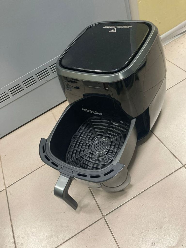 Оголошення Nutribullet XXL NBA071B Б/У