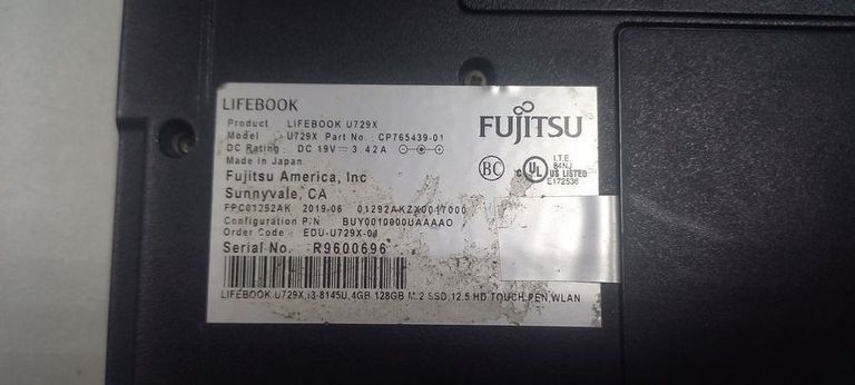 Дешиво Fujitsu 11/core i3 8145u ddr4/8gb ddr4/hdd *відсутній/ssd 128 gb/*інтегрована с ломбарда