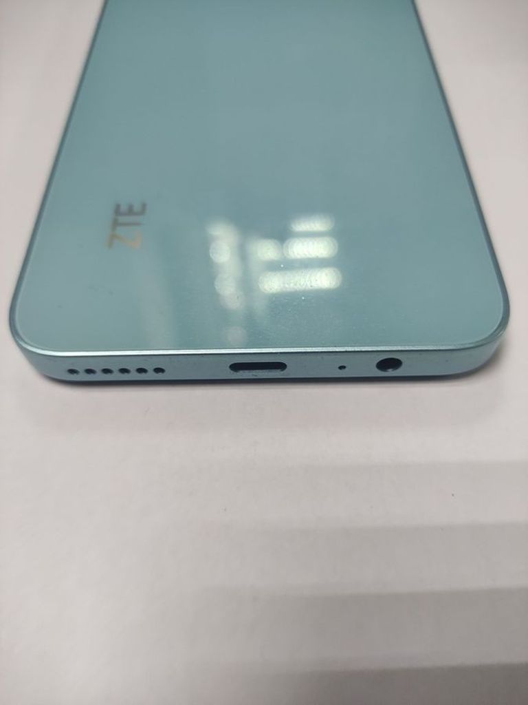 Дешиво Zte Blade A55 4/128GB Blue с ломбарда