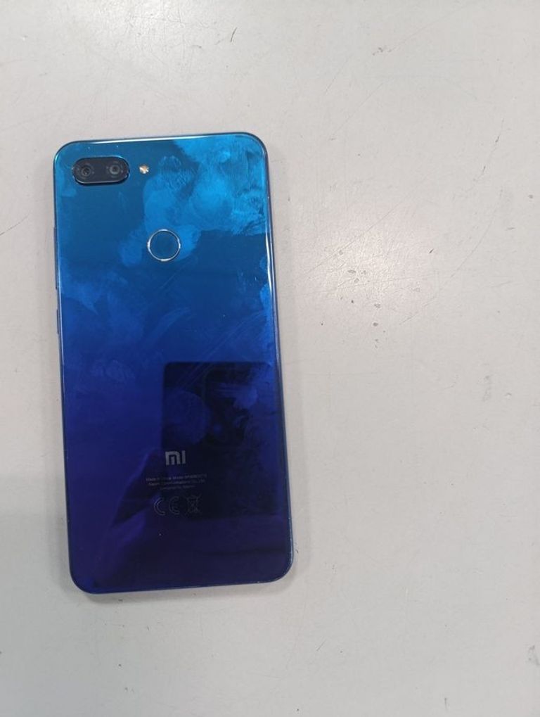 Оголошення Xiaomi Mi 8 Lite 4/64GB Blue Б/У