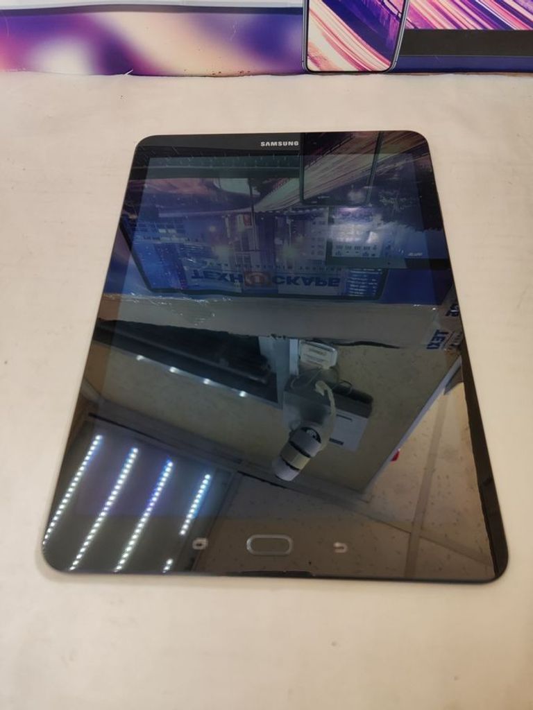 Дешево Samsung galaxy tab s3 9.7 32gb lte з ломбарду