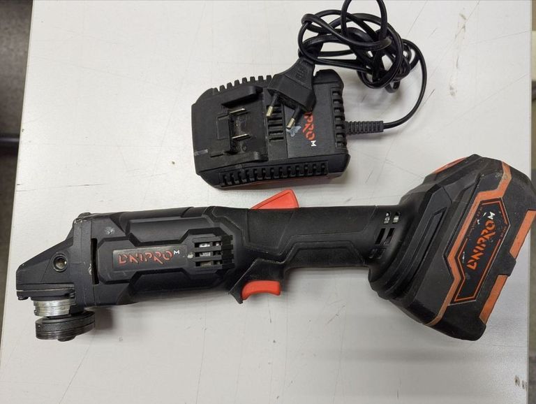 Купити Dnipro-M dga-201 1акб 4ah зп Б/У