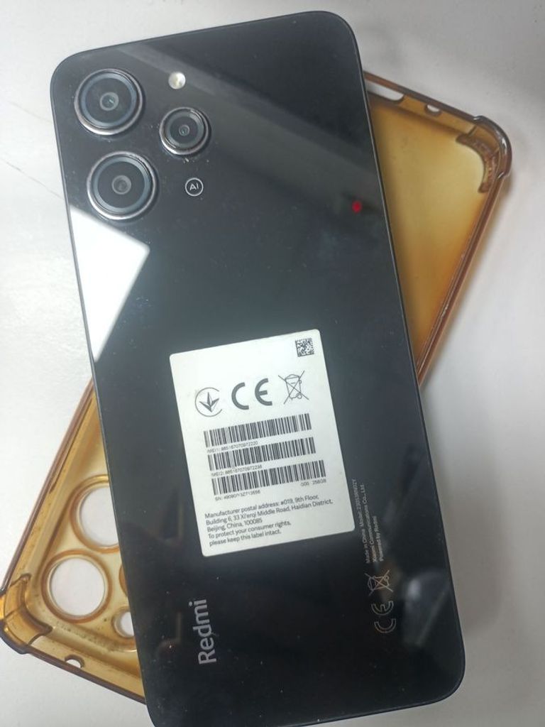 Дешиво Xiaomi Redmi Note 12 Pro+ 5G 8/256GB White с ломбарда