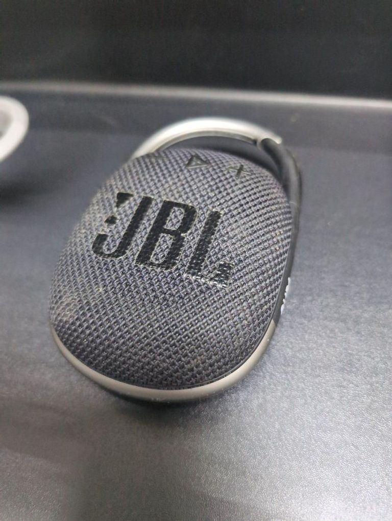 Купити Jbl clip 4 Б/У