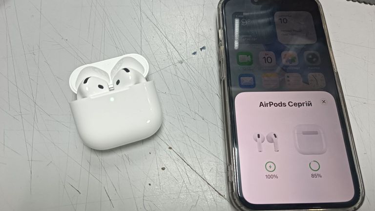 Дешево Apple airpods 4 з ломбарду