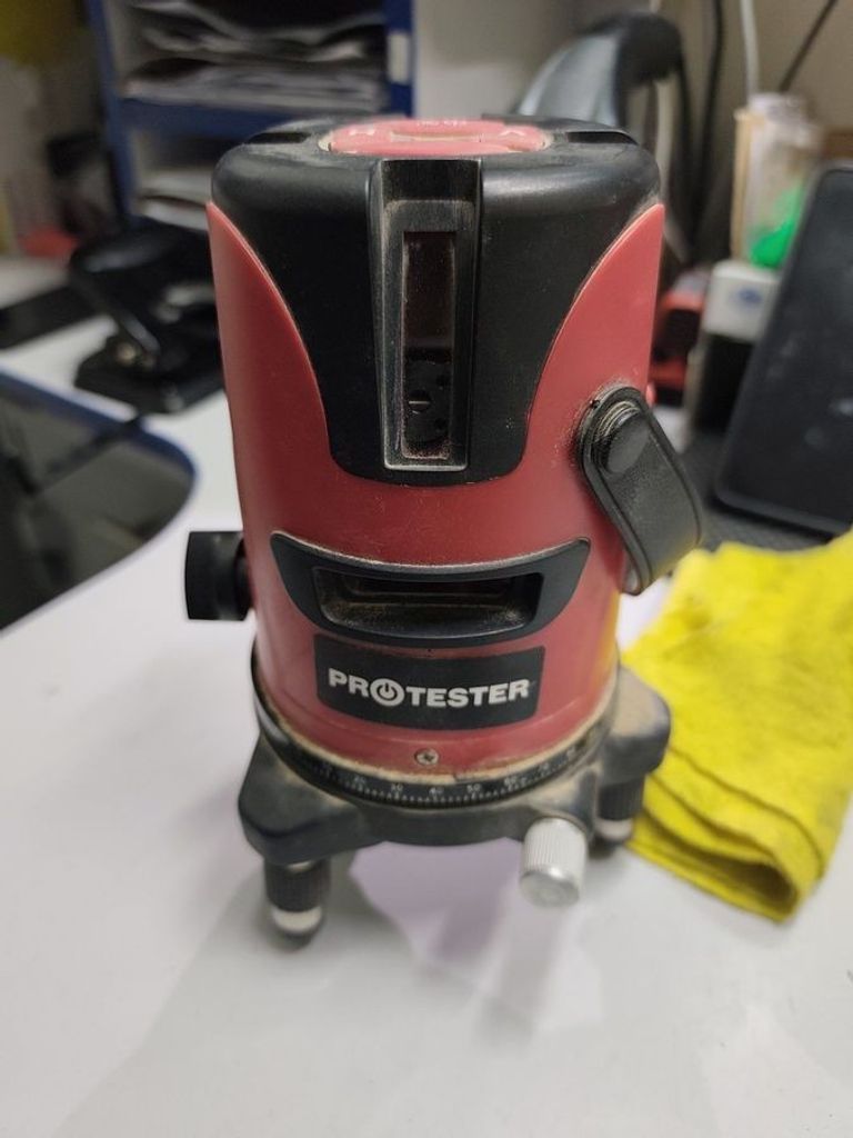 Оголошення Protester LL605R Б/У