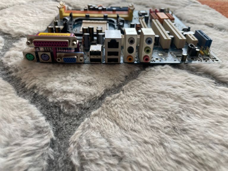 Объявление ASRock ALiveNF6G-VSTA Socket AM2+ / AM2 Б/У