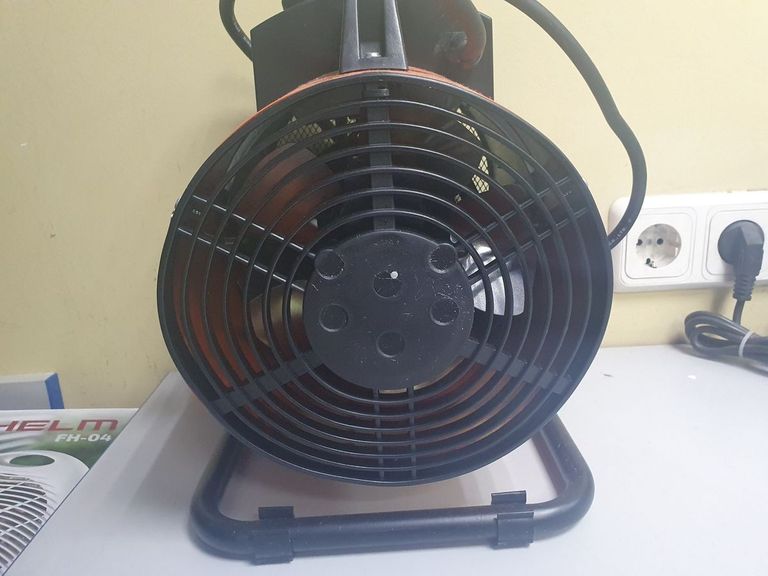 Дешево Vitals EH-35 з ломбарду