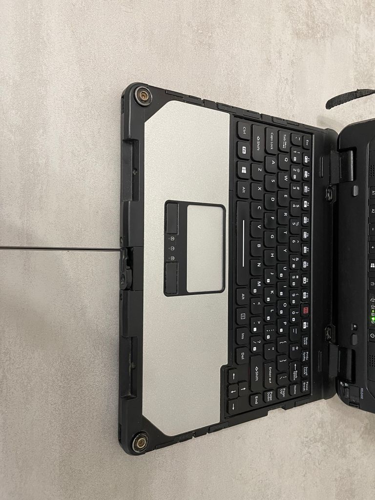 Захищений ноутбук-планшет Panasonic Toughbook CF-33, 12", i7-7600U, 16GB, 256GB, 4G LTE Код:null. Изображение 5