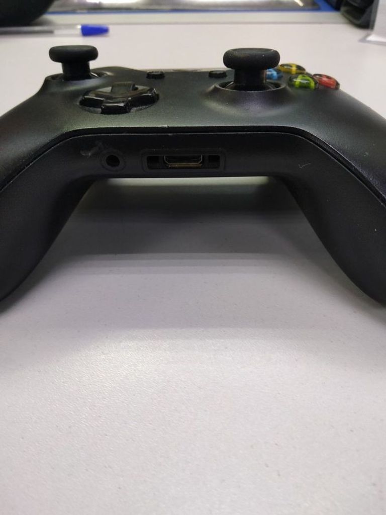Объявление Microsoft xbox wireless controller 1708 Б/У
