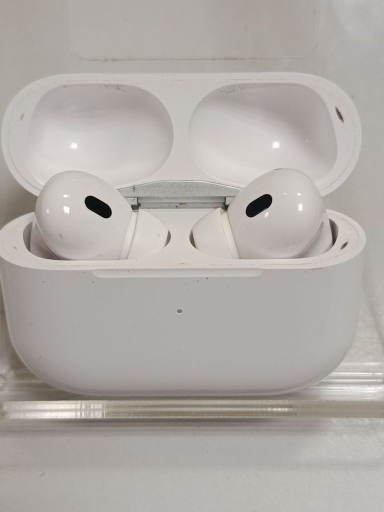 Оголошення Apple airpods pro 2nd generation magsafe Б/У