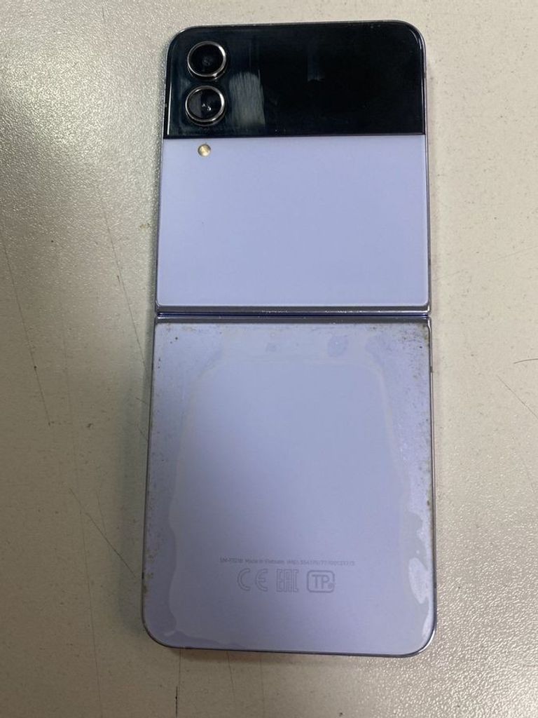 Дешево Samsung f721b galaxy flip 4 8/256gb з ломбарду