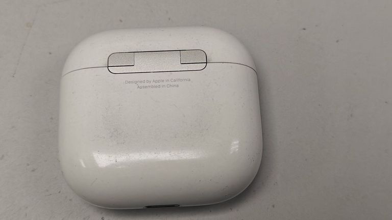 Дешево Apple airpods 4 з ломбарду