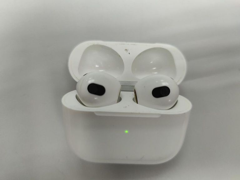 Дешево Apple airpods 3rd generation з ломбарду