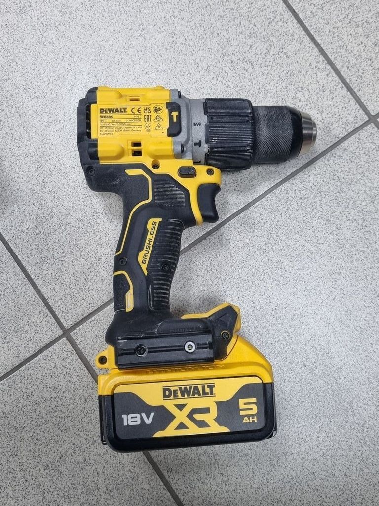 Оголошення Dewalt DCD805P2T Б/У
