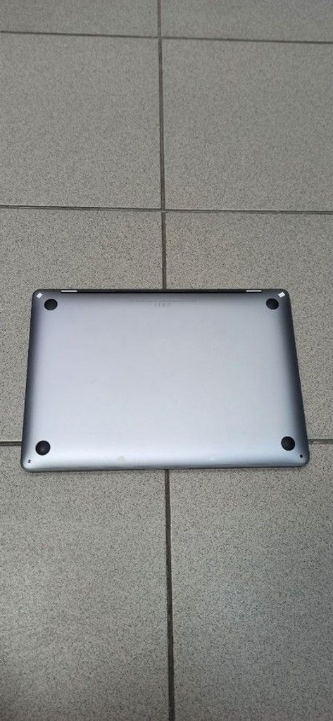 Розпродаж Apple a2338 macbook pro 13,3" m1 8-gpu/ ram8gb/ ssd256gb/ retina, truetone, touch bar, продавець Техноскарб