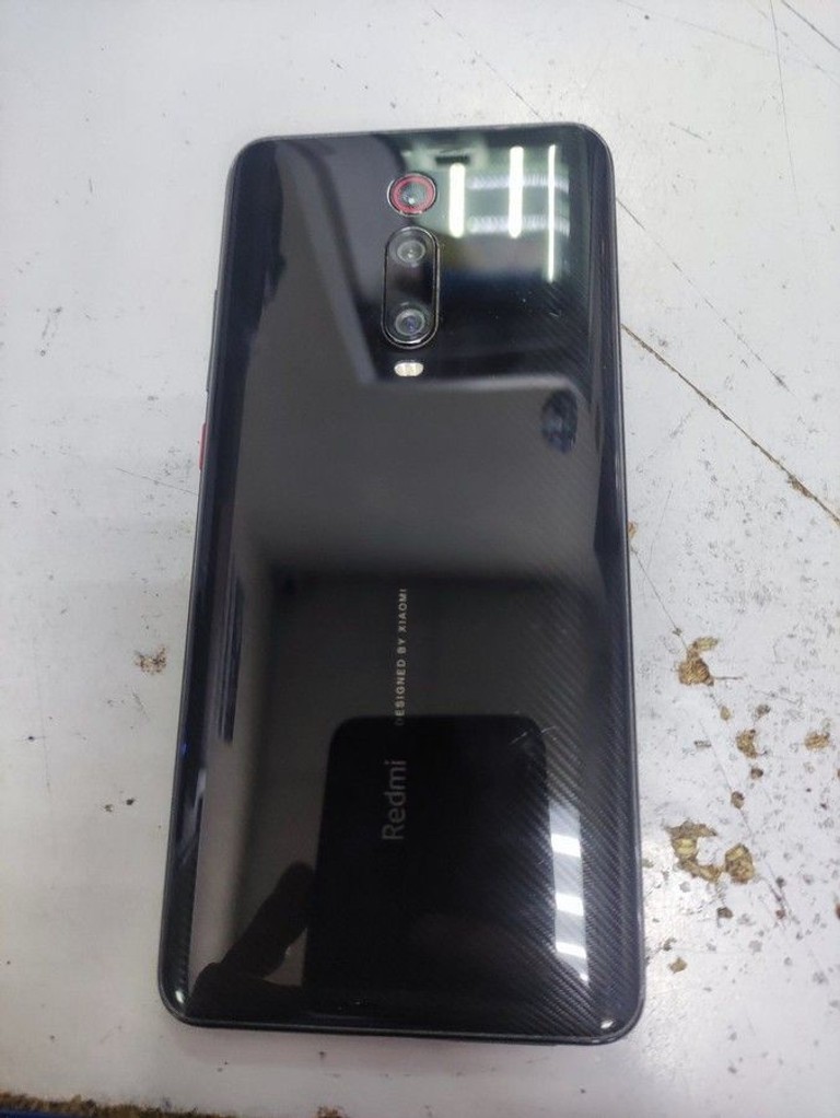 Дешиво Xiaomi mi 9t pro 6/128gb с ломбарда