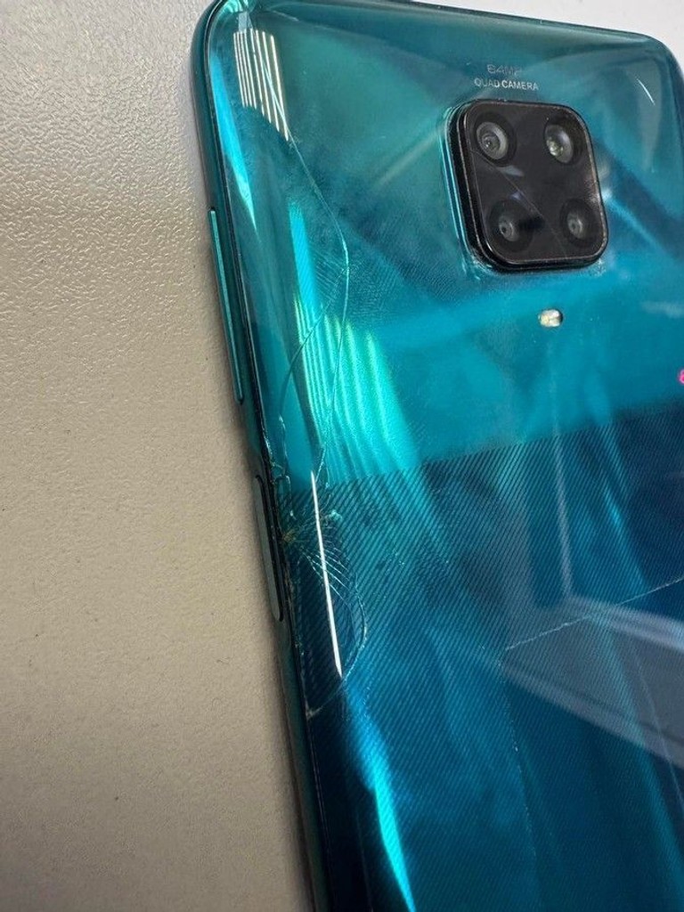 Дешево Xiaomi redmi note 9 pro 6/64gb з ломбарду