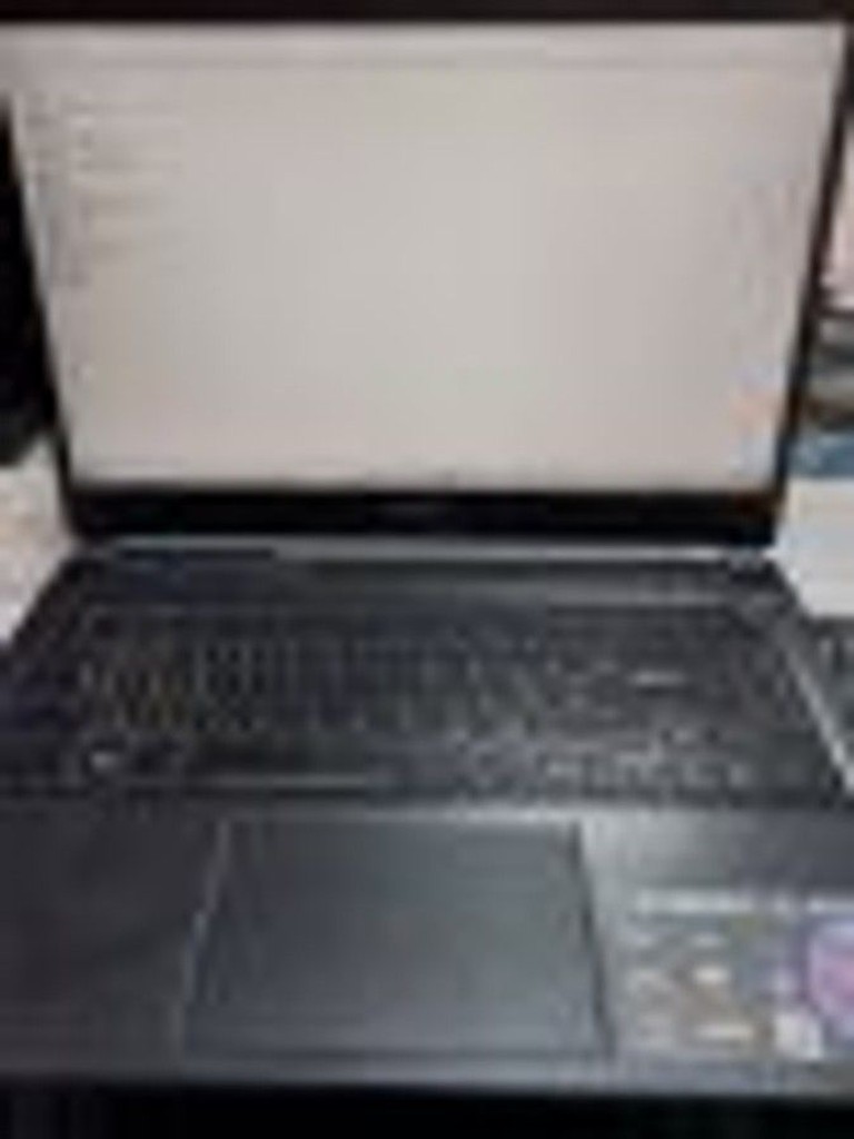 Купити Msi 15/core i5-12450h ddr5/16gb ddr5/hdd *відсутній/ssd 512 gb/geforce rtx3050 4gb Б/У