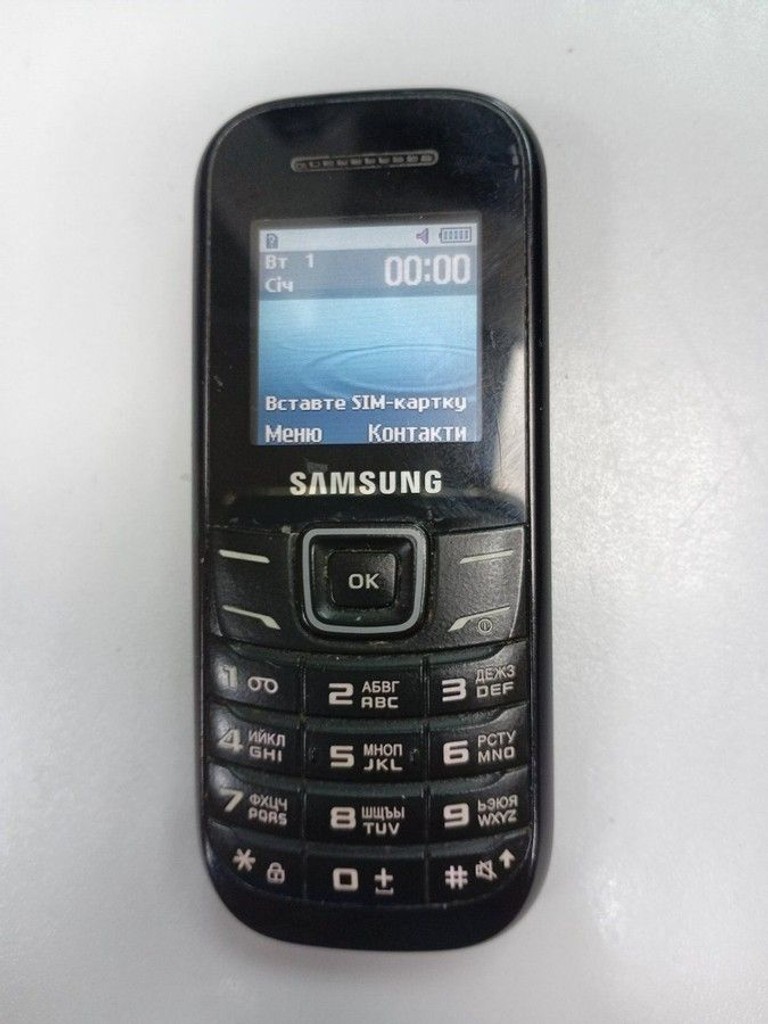 Купити Samsung GT-E1200i Б/У