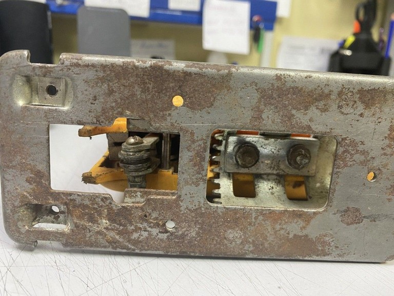 Дешево Einhell bps 520e з ломбарду