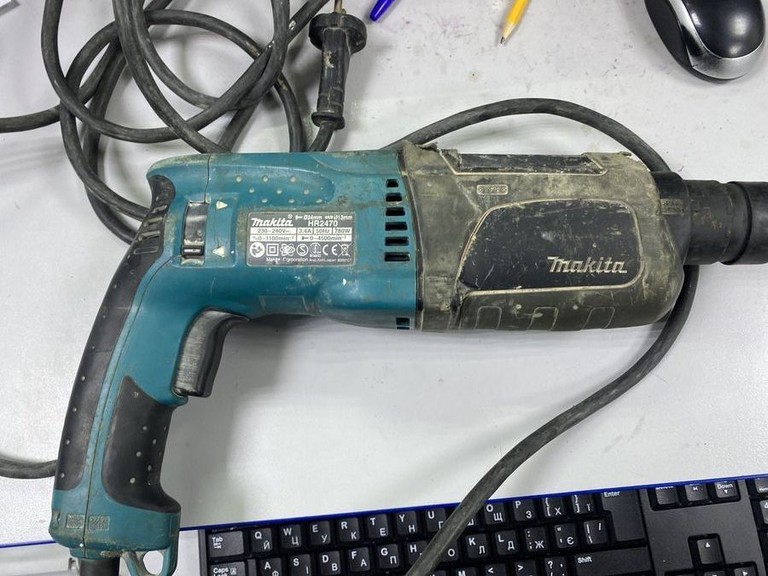 Объявление Makita HR2470 Б/У